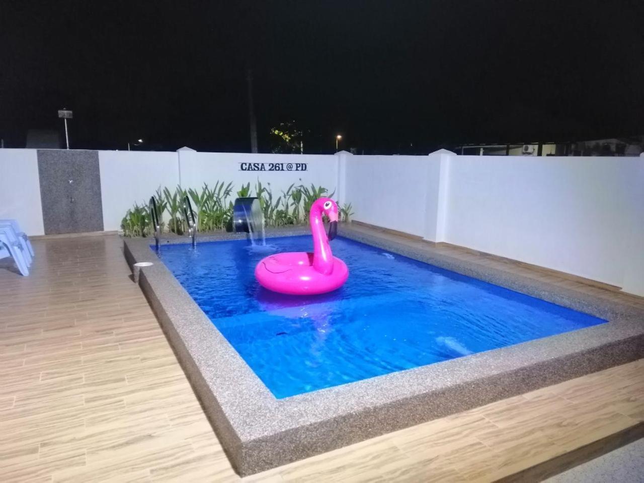 Casa261 Homestay Pd Port Dickson Eksteriør bilde